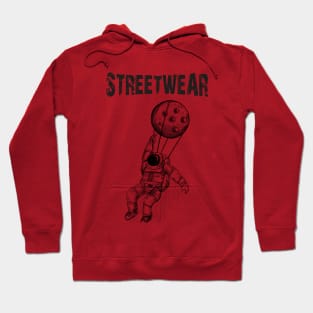 Streetwear Astronaut flying thru planet Hoodie